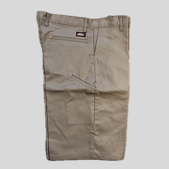 Men’s Gray Genuine Dickies Loose Fit Flat Front Work Shorts Size 34 - Picture 4 of 6